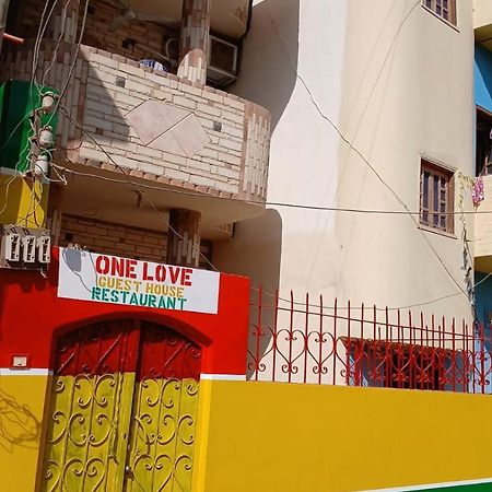 One Love Guesthouse & Restaurant Luxor Exterior foto