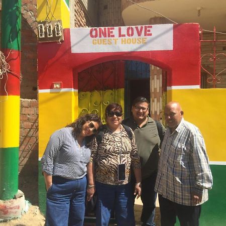 One Love Guesthouse & Restaurant Luxor Exterior foto